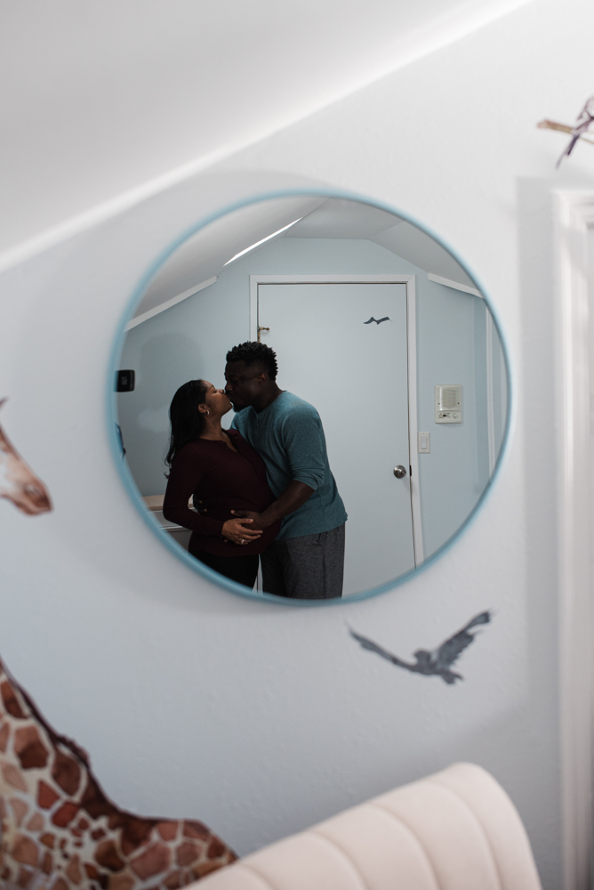 nursery details during in-home lifestyle maternity session